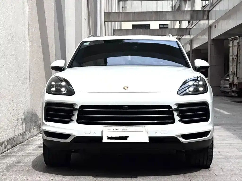Porsche Cayenne — фото 5
