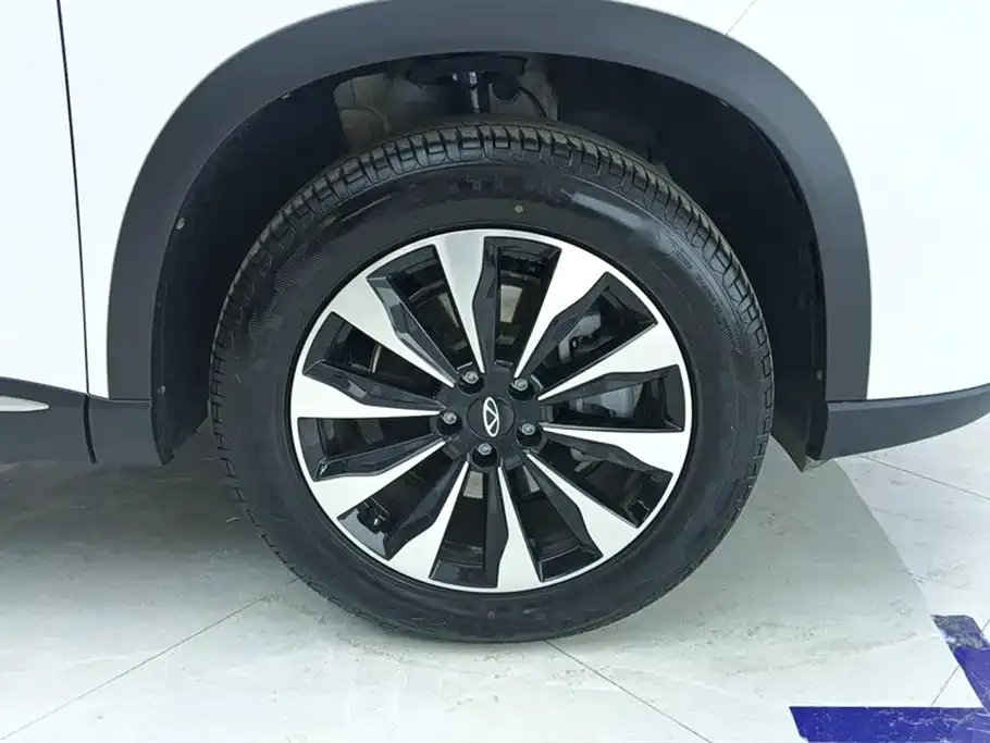 Chery Tiggo 8 PLUS — фото 4