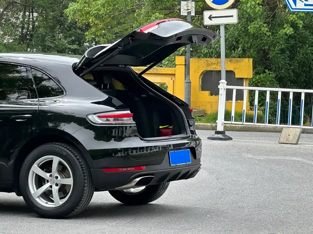 Porsche Macan 2021 из CN, фото 9