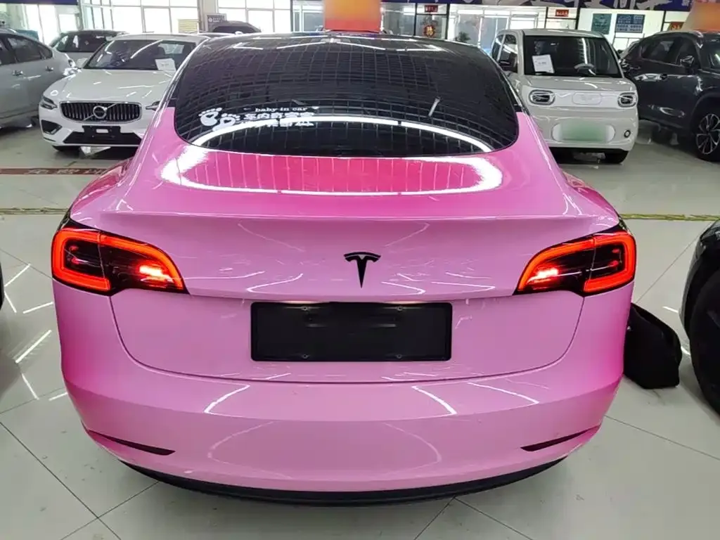 Tesla Model 3 — фото 3