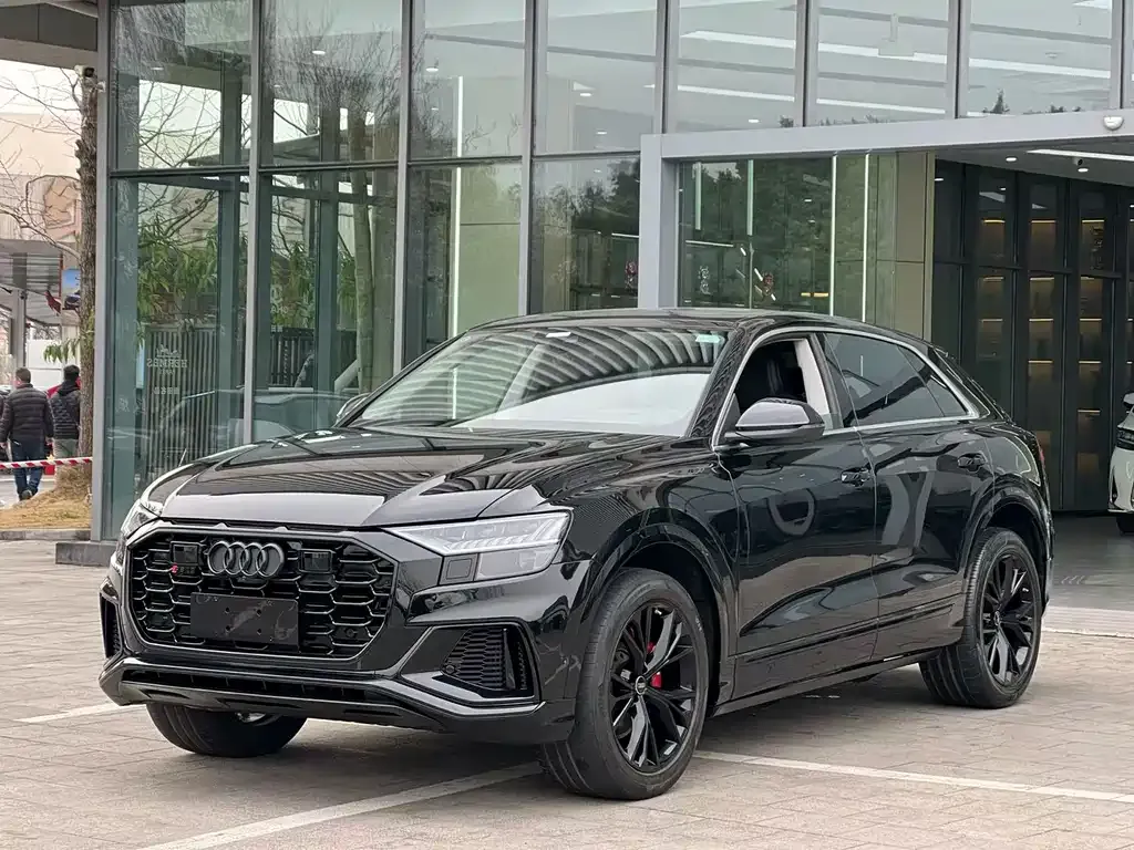 Audi Q8 — фото 9