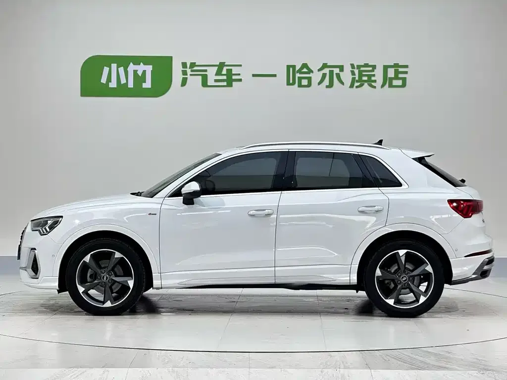 Audi Q3 — фото 5