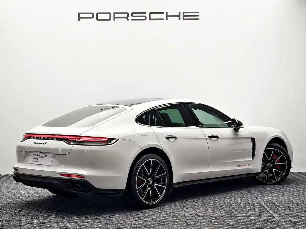 Porsche Panamera — фото 9