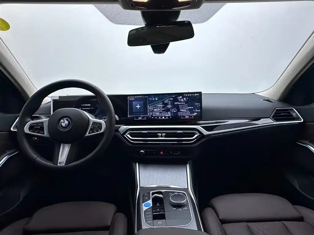 BMW i3 — фото 8