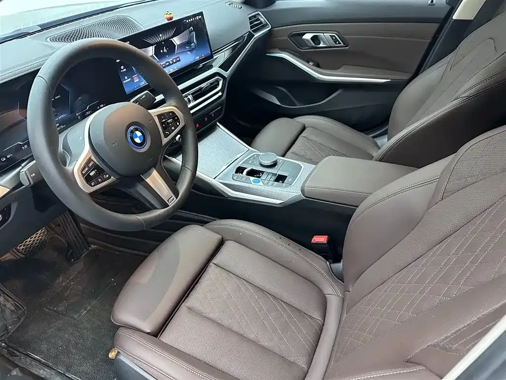 BMW i3 — фото 10