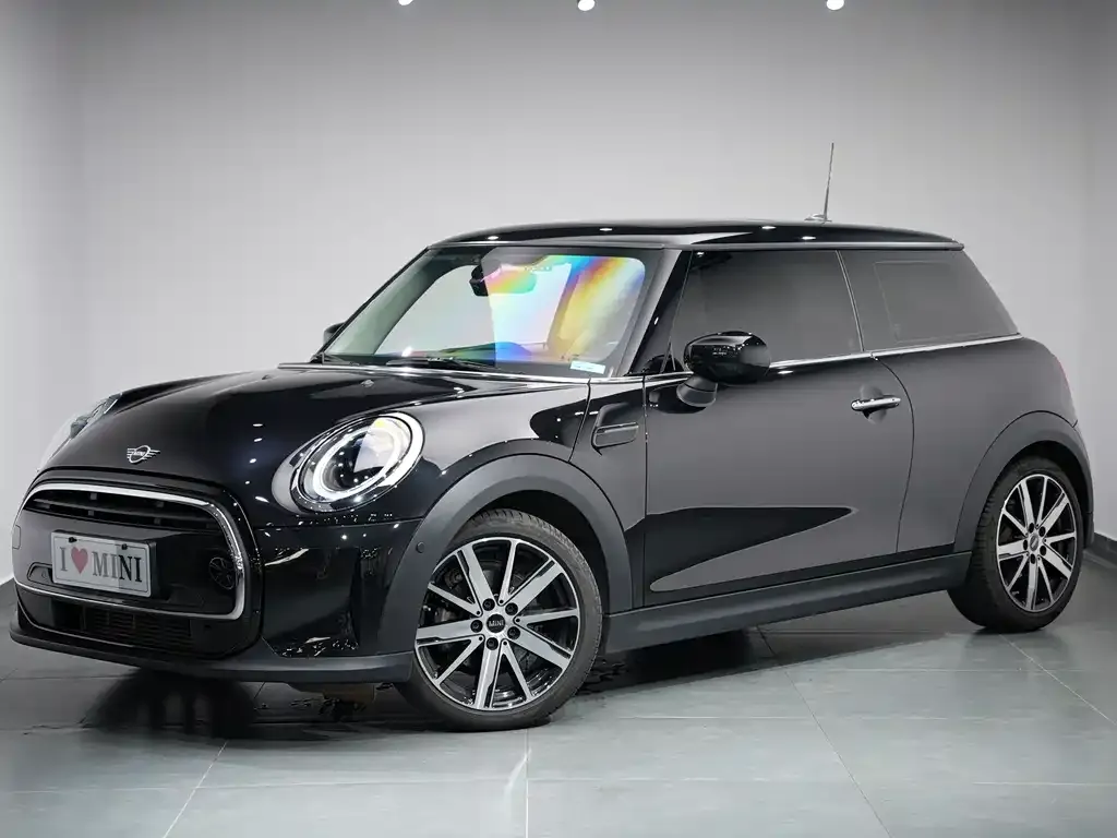 MINI Cooper (3-door) — фото 1