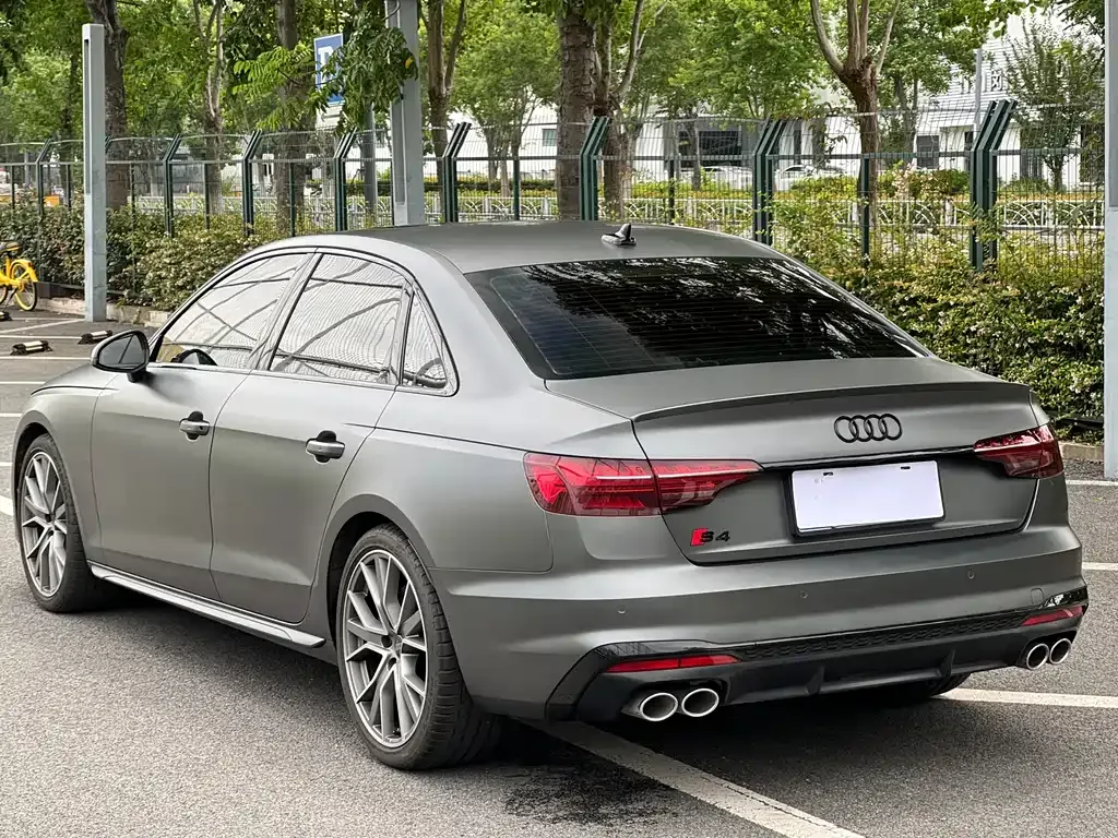 Audi S4 — фото 5