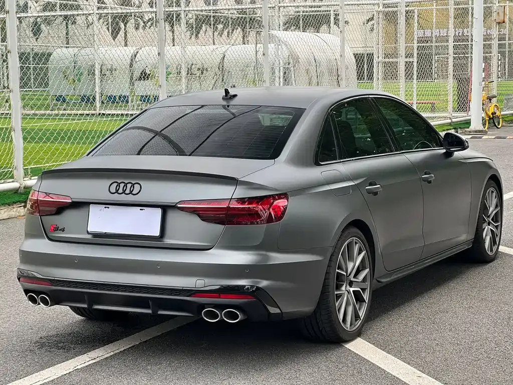 Audi S4 — фото 10