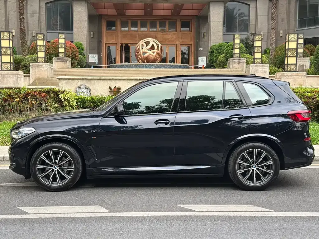 BMW X5 (Import) — фото 7