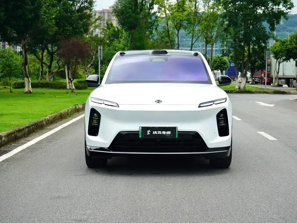 NIO EC6 — фото 7