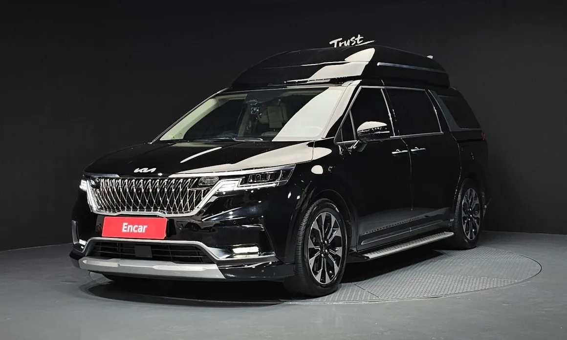 Kia Carnival — фото 1