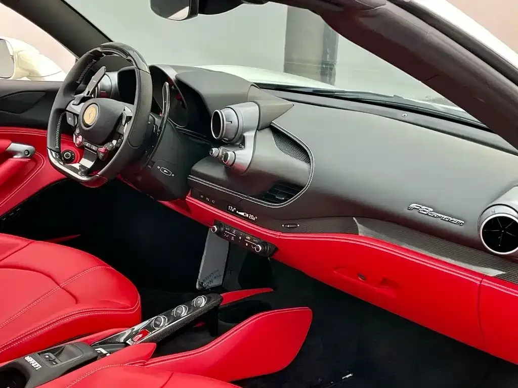 Ferrari F8 — фото 8