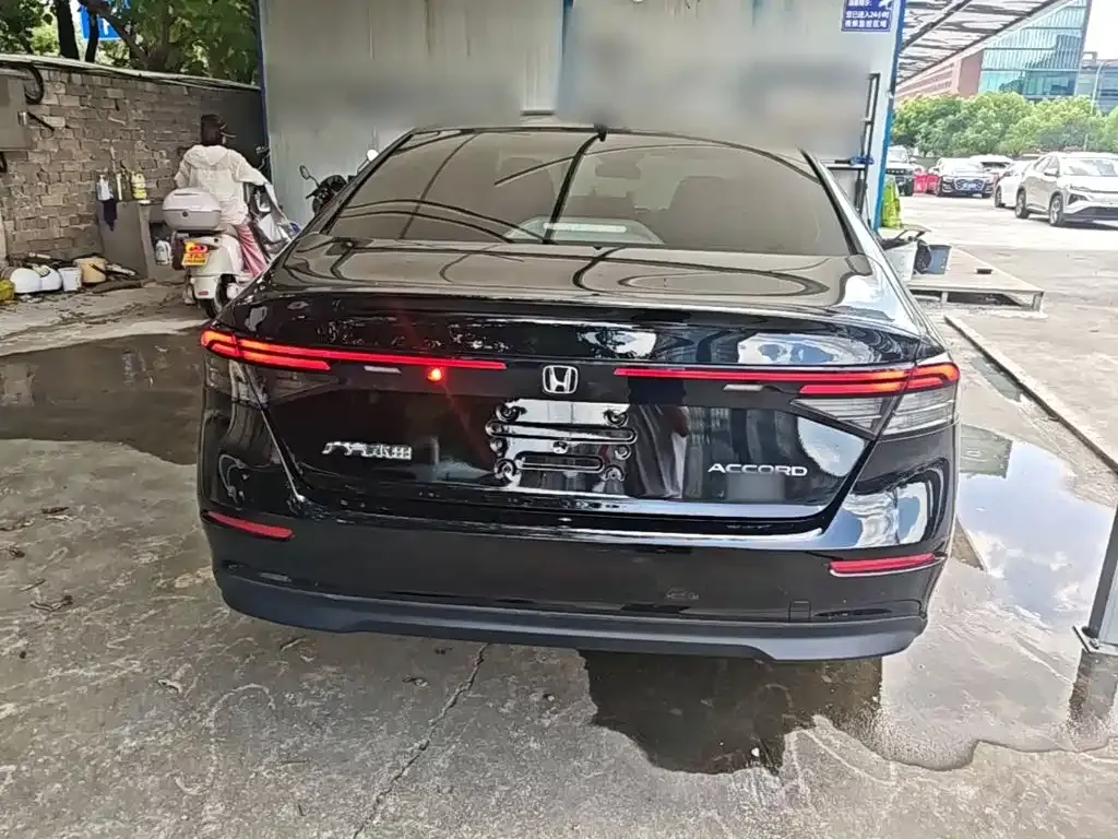 Honda Accord — фото 5