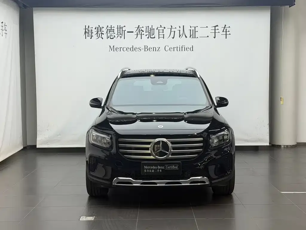 Mercedes-Benz GLB — фото 2