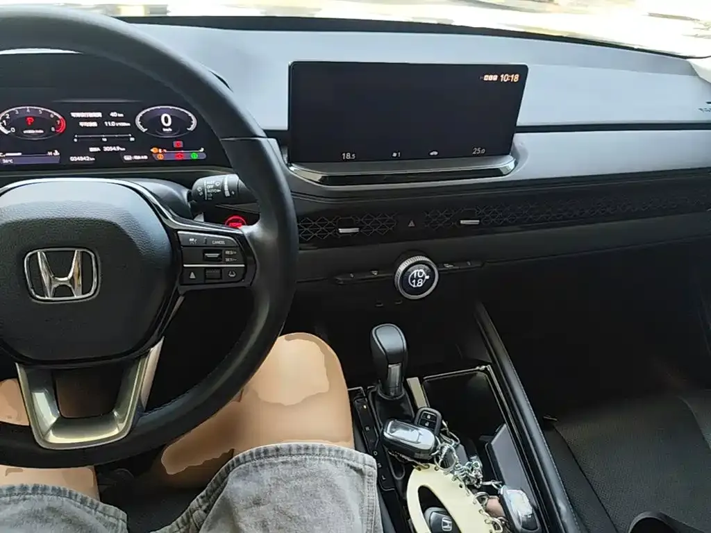Honda Accord — фото 3