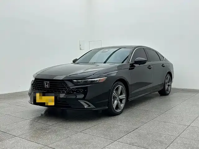 Honda Accord — фото 1