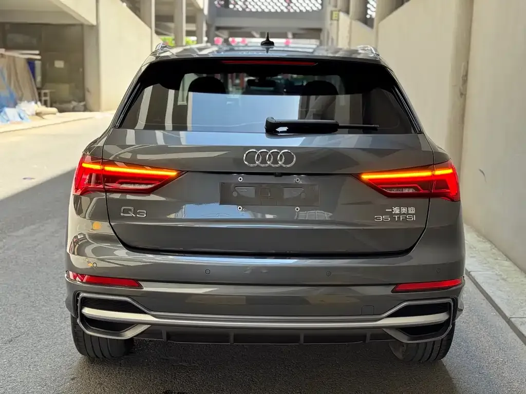 Audi Q3 — фото 2