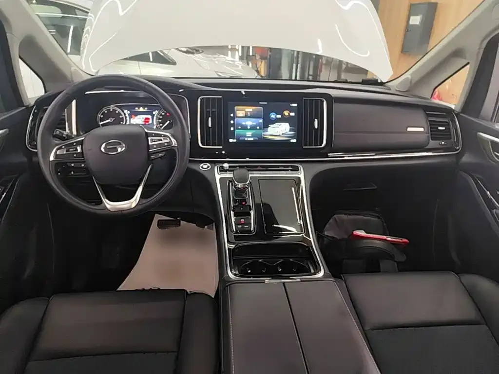GAC Motor Trumpchi M8 — фото 6