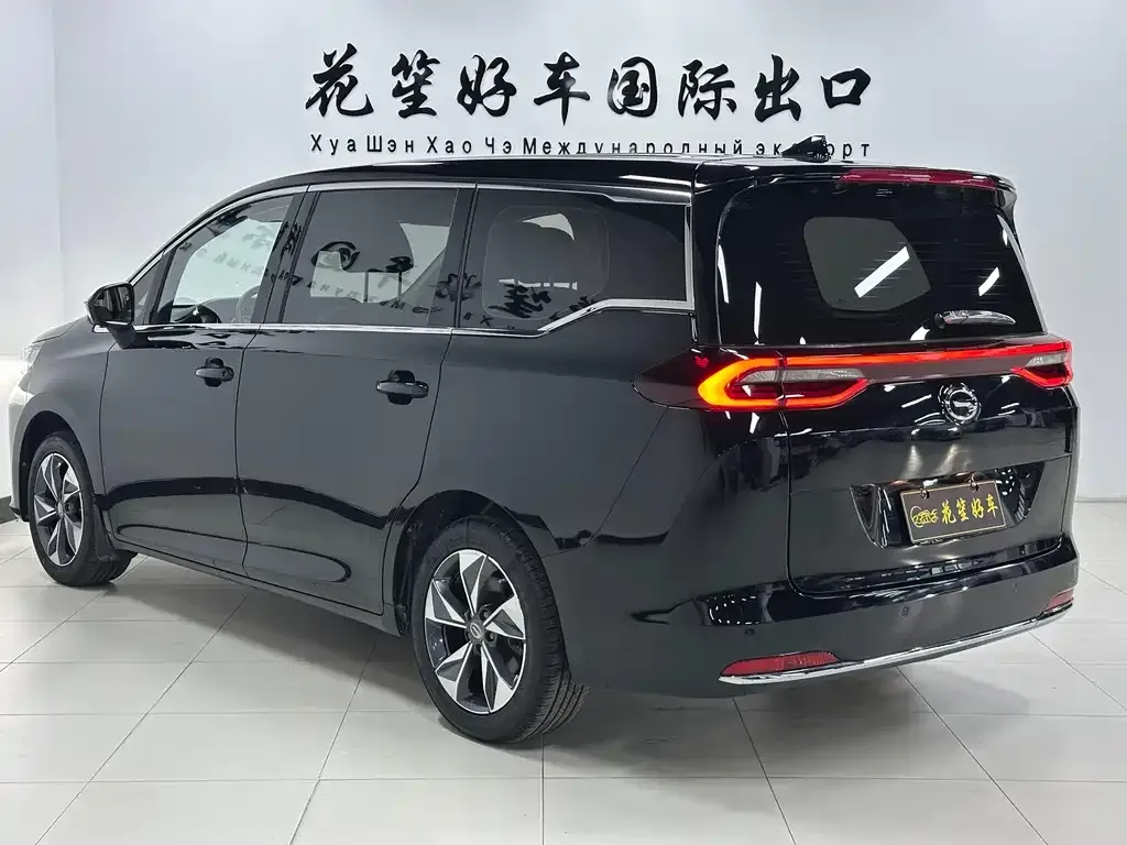 GAC Motor Trumpchi M6 — фото 3