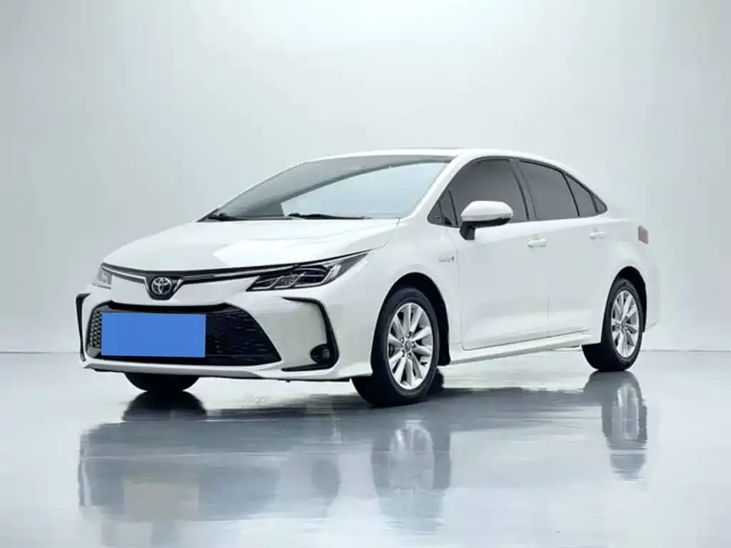 Toyota Corolla — фото 1