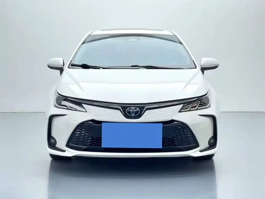 Toyota Corolla — фото 7