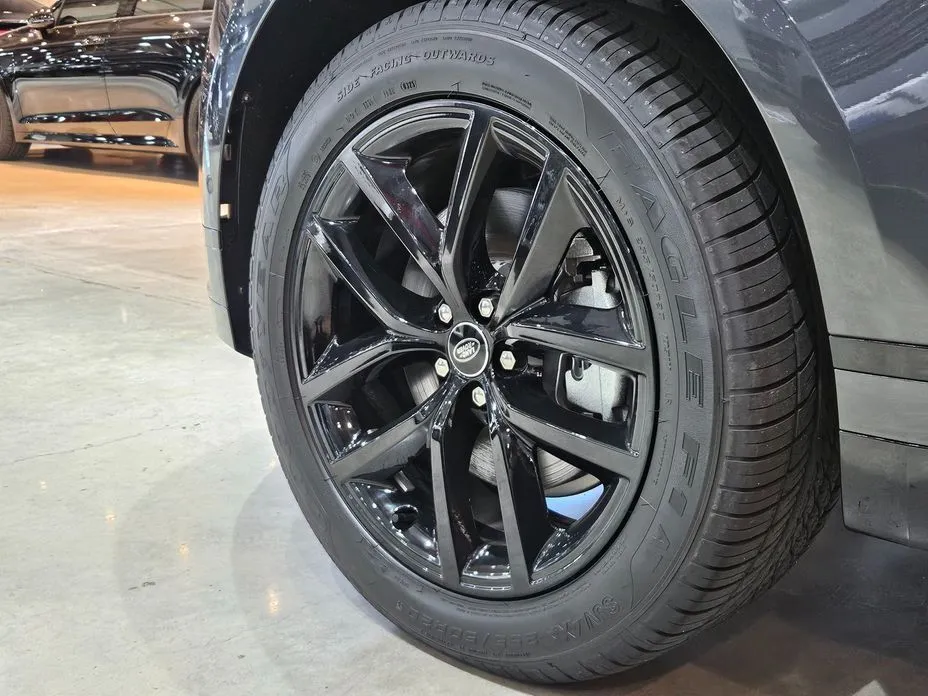 Land Rover Range Rover Velar 2026 из KR, фото 7