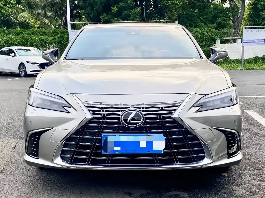 Lexus ES — фото 5