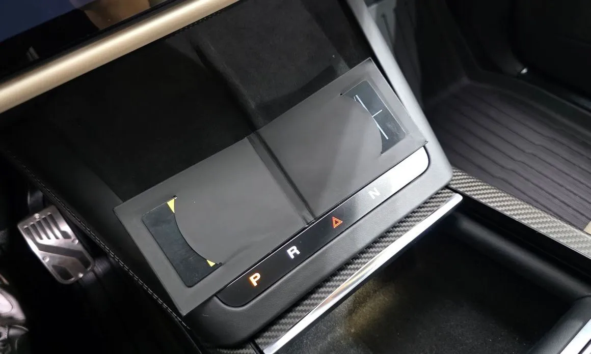 Tesla Model X — фото 10