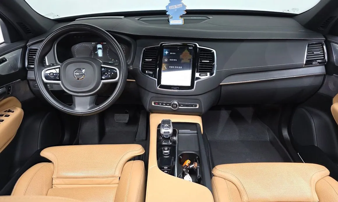 Volvo XC90 2022 из KR, фото 8