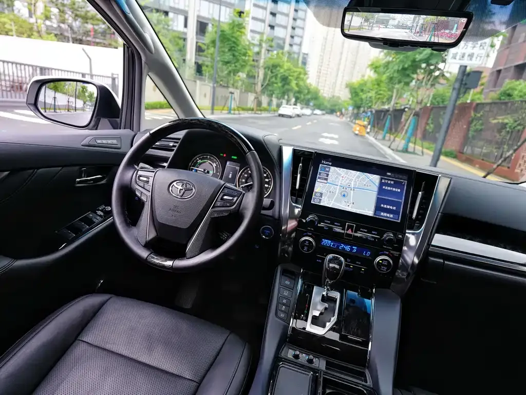 Toyota Vellfire 2022 из CN, фото 9