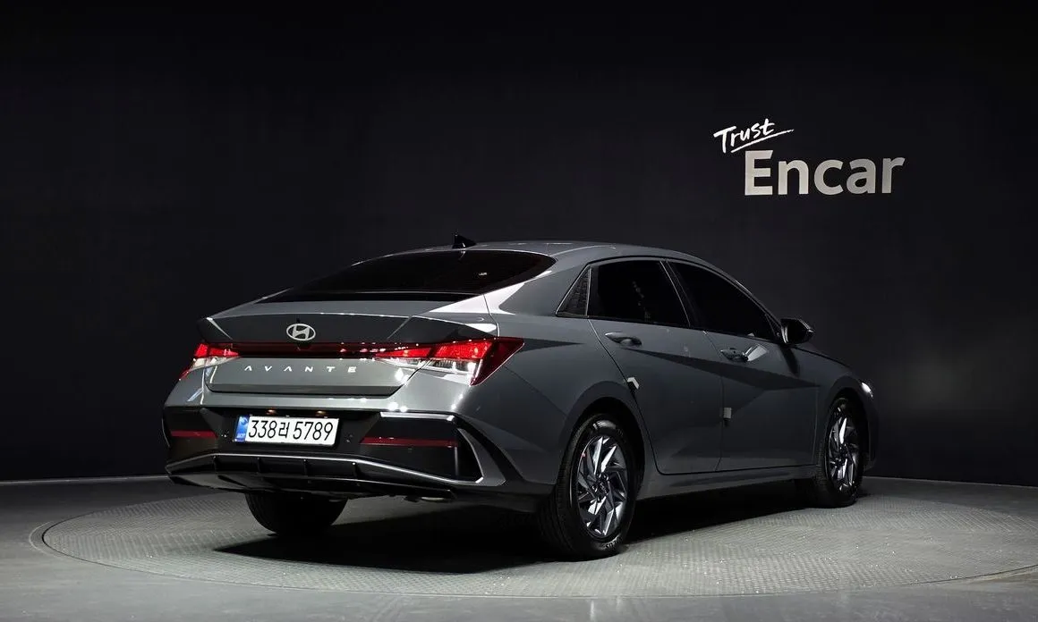 Hyundai AVANTE — фото 4