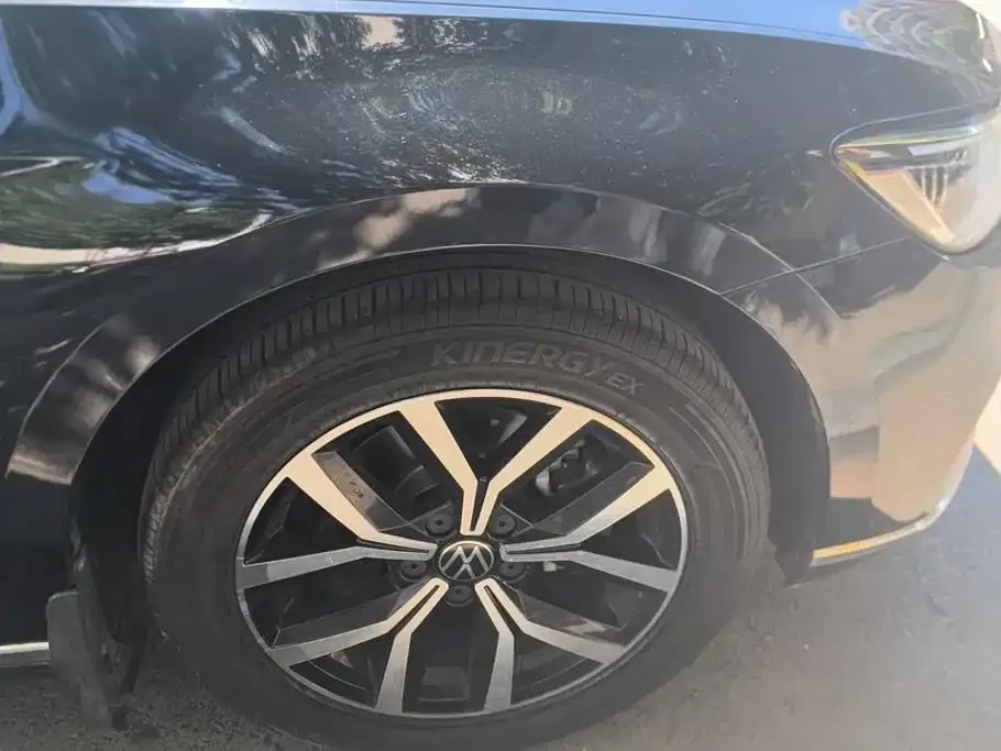 Volkswagen Magotan 2023 из CN, фото 3