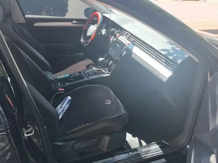 Volkswagen Magotan 2023 из CN, фото 7