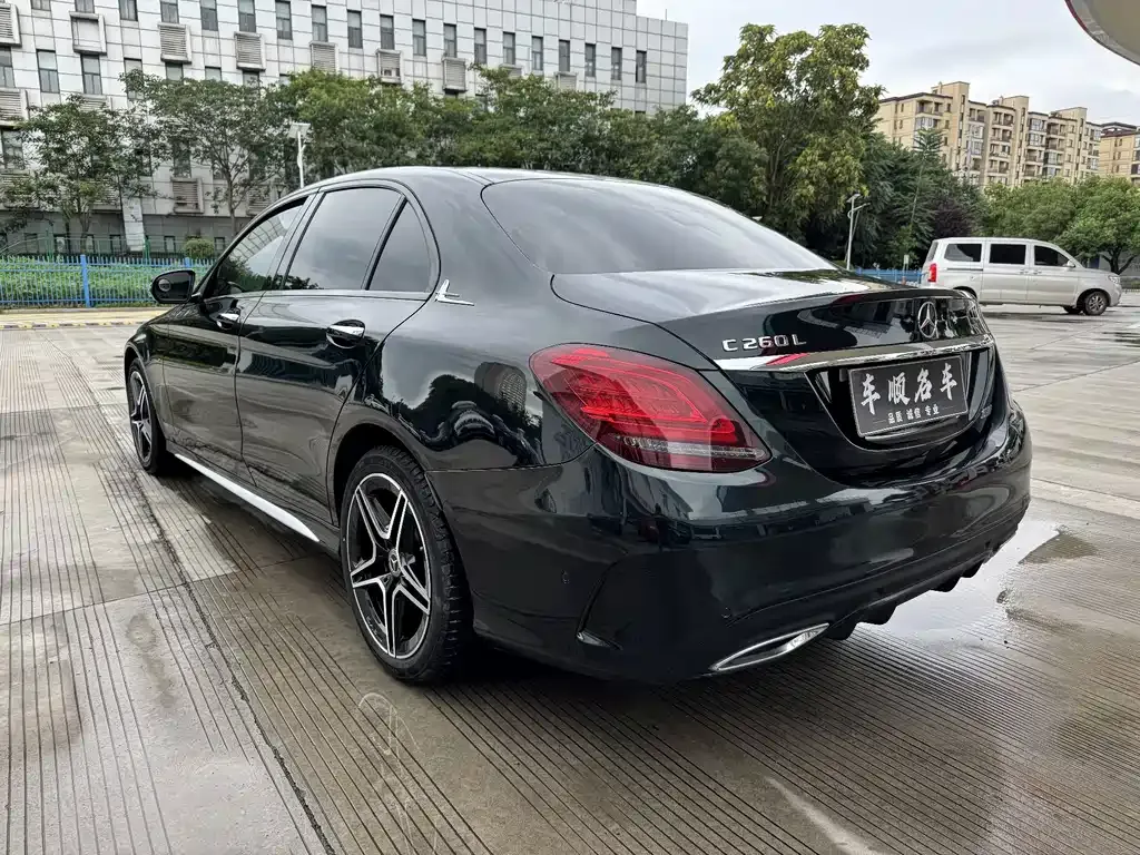 Mercedes-Benz C-Class — фото 10