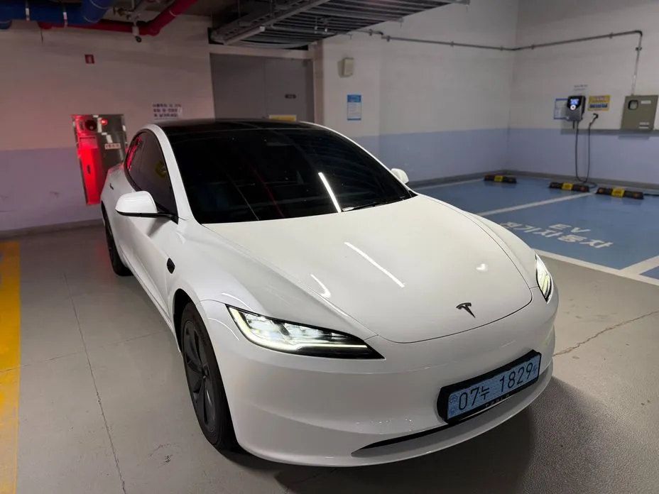 Tesla Model 3 — фото 9