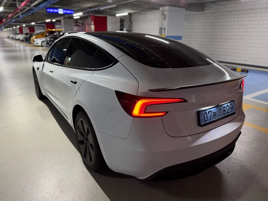 Tesla Model 3 — фото 10