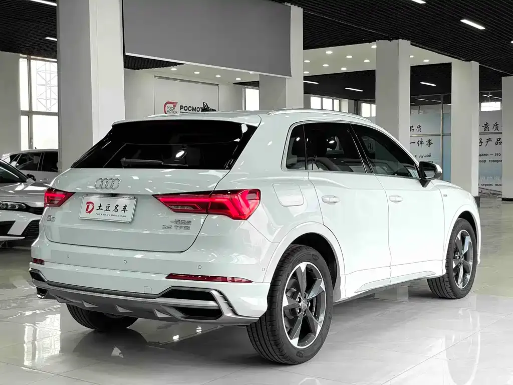Audi Q3 — фото 4