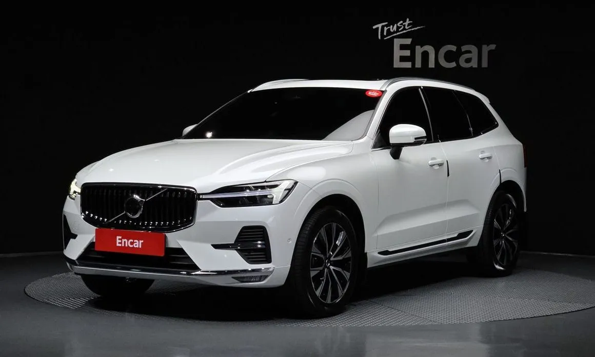 Volvo XC60 — фото 1