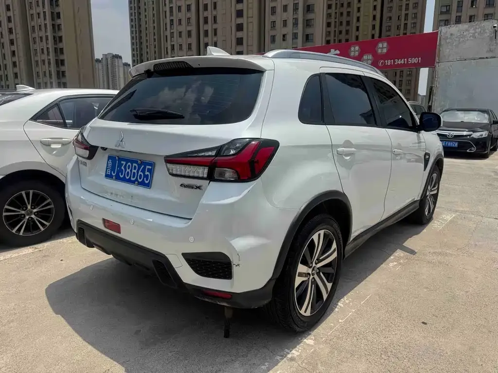 Mitsubishi ASX — фото 9