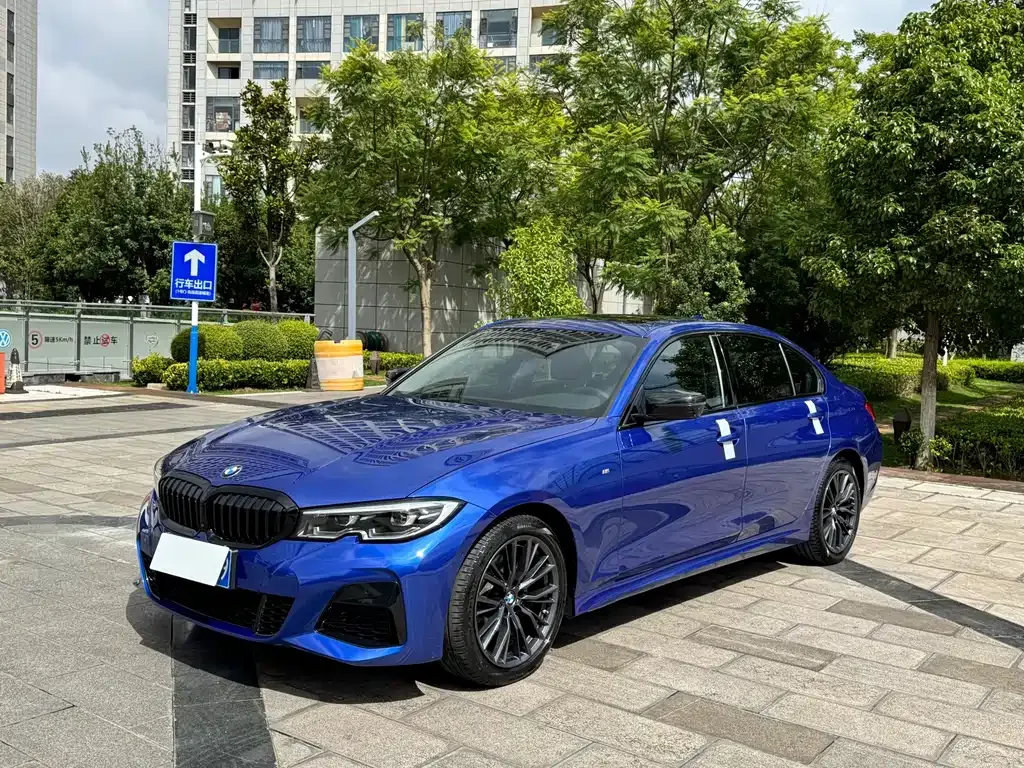 BMW 3 Series — фото 1