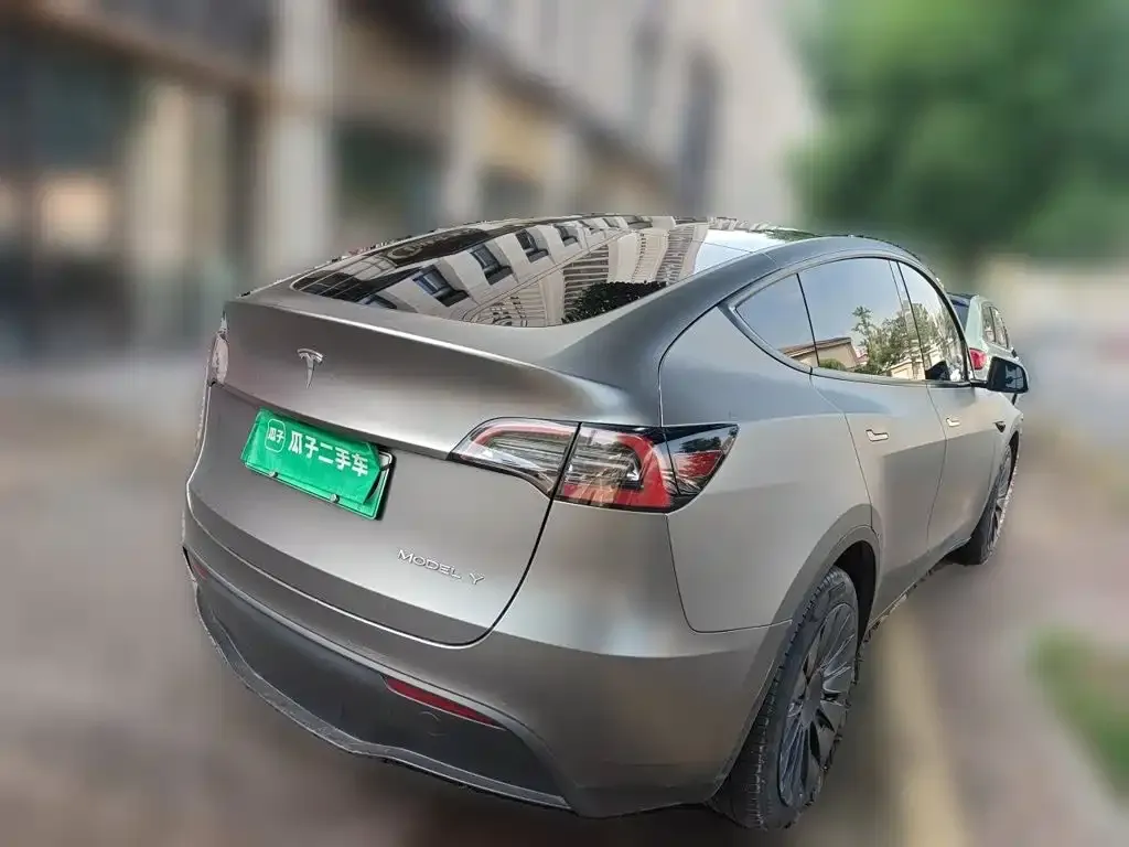 Tesla Model Y — фото 2