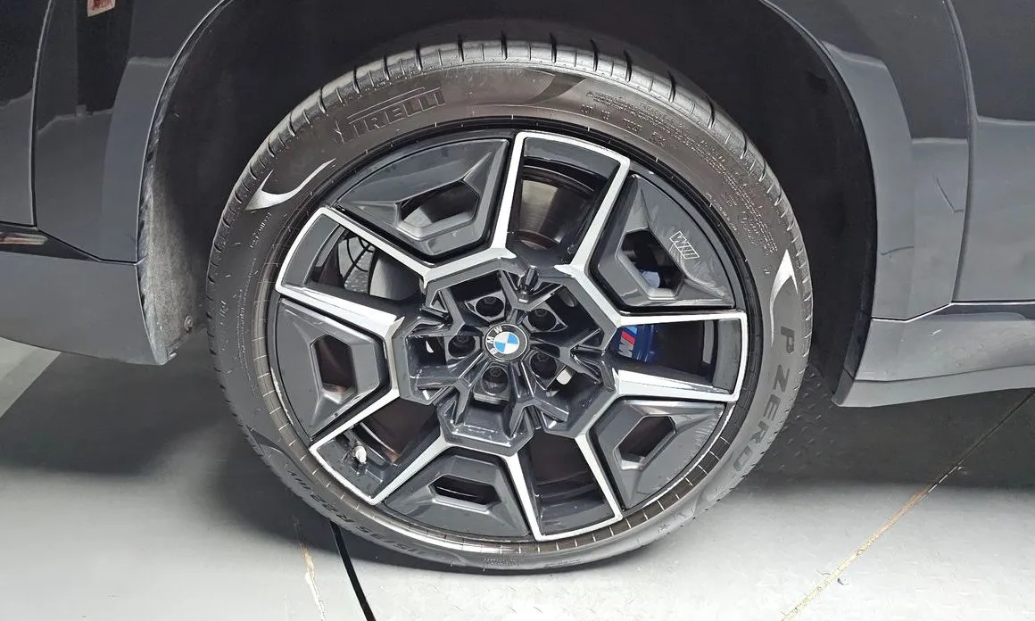 BMW XM 2023 из KR, фото 10