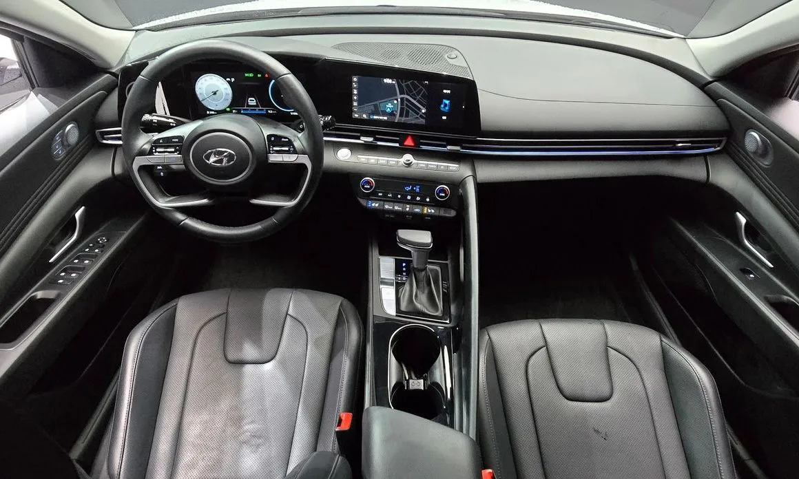 Hyundai AVANTE 2023 из KR, фото 7