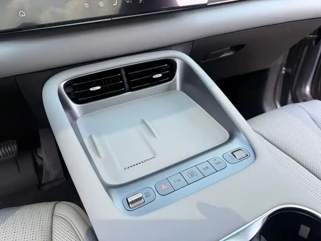 BYD Hiace 06 — фото 10