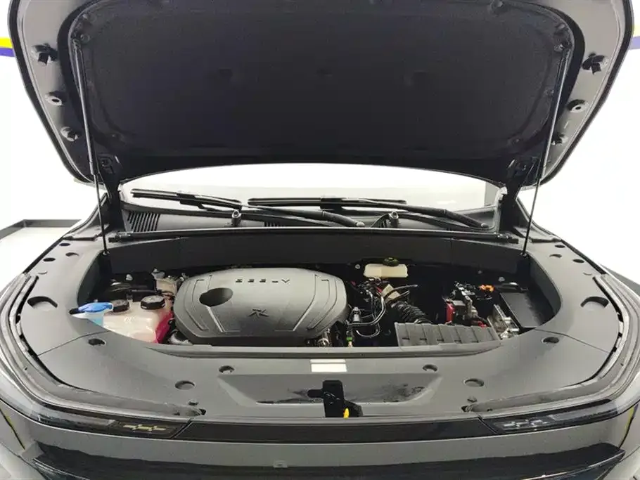 Geely Galaxy L7 — фото 4