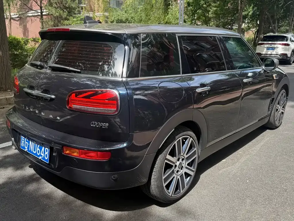 MINI Clubman — фото 4
