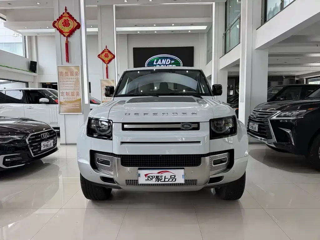Land Rover Defender — фото 10