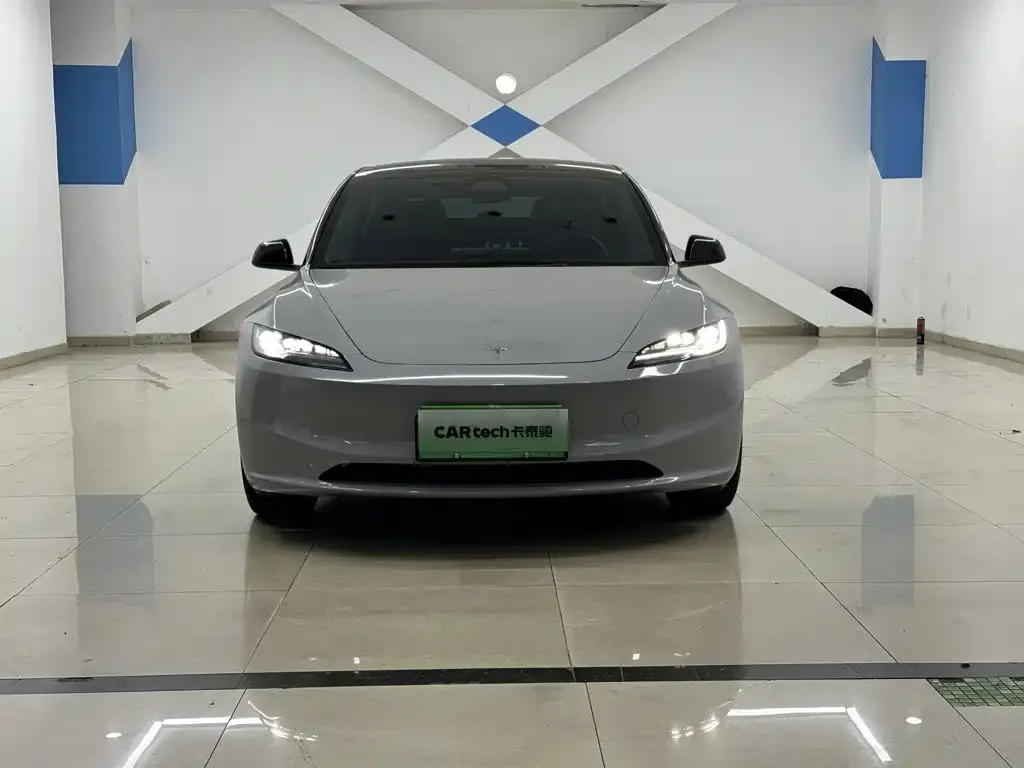 Tesla Model 3 — фото 2