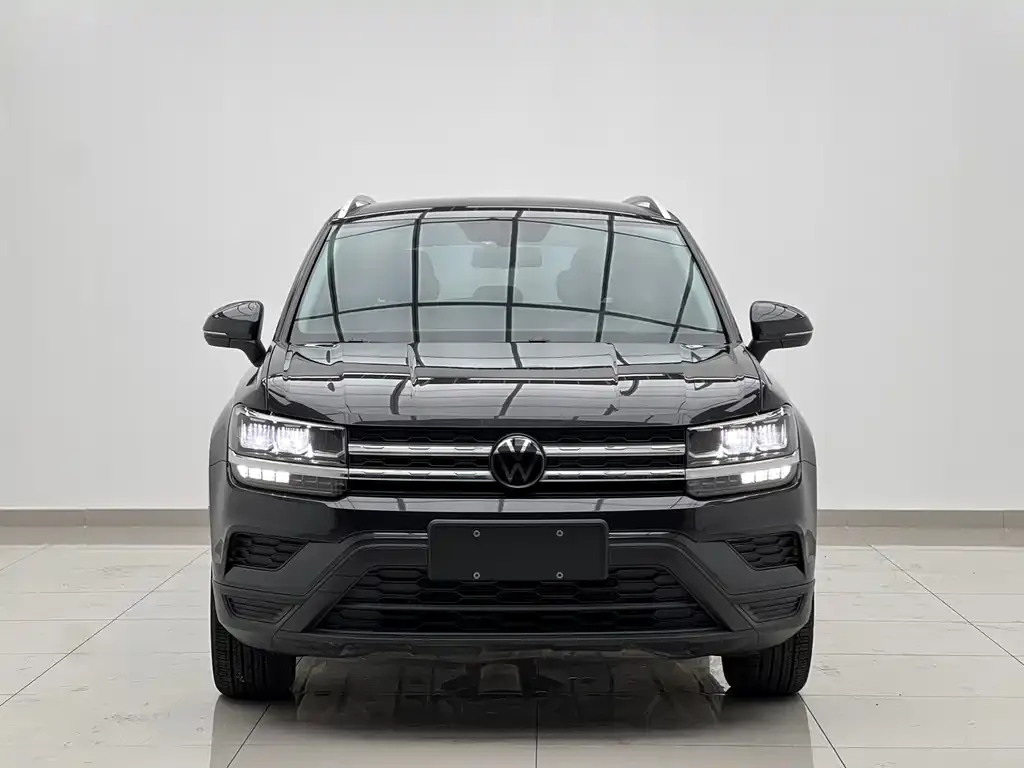 Volkswagen Tharu — фото 3
