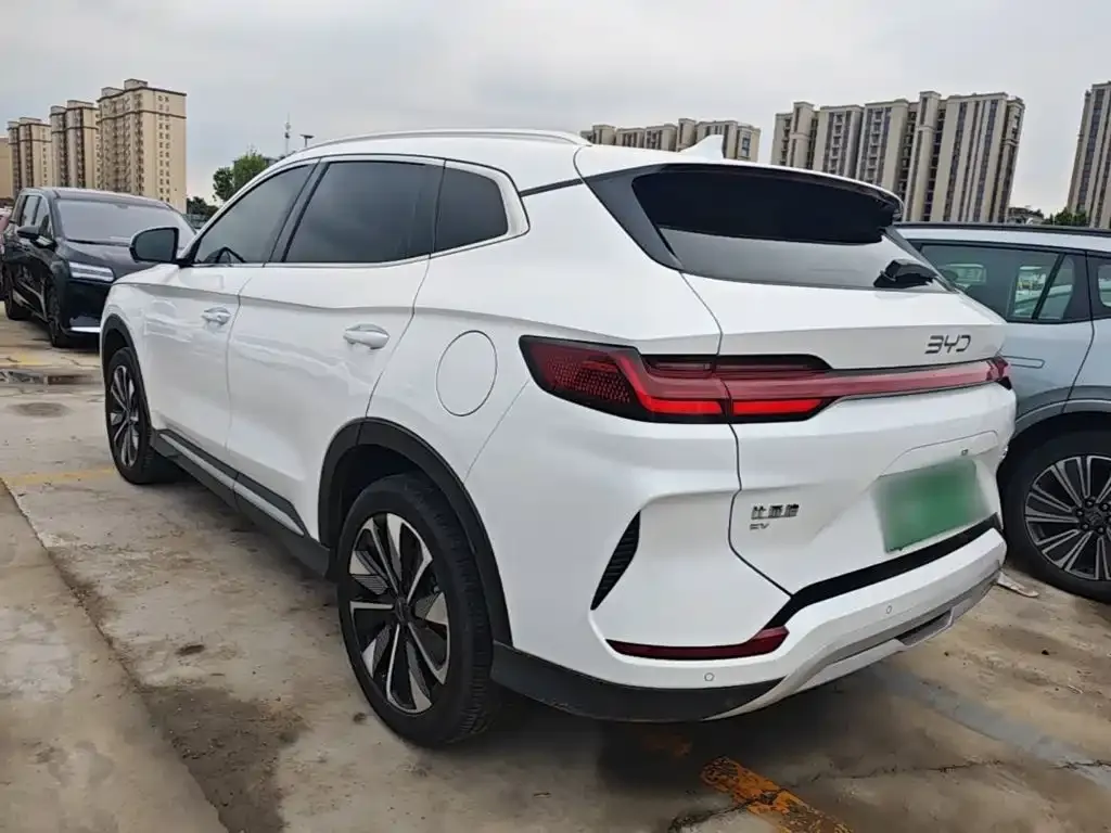 BYD PLUS New Energy — фото 10